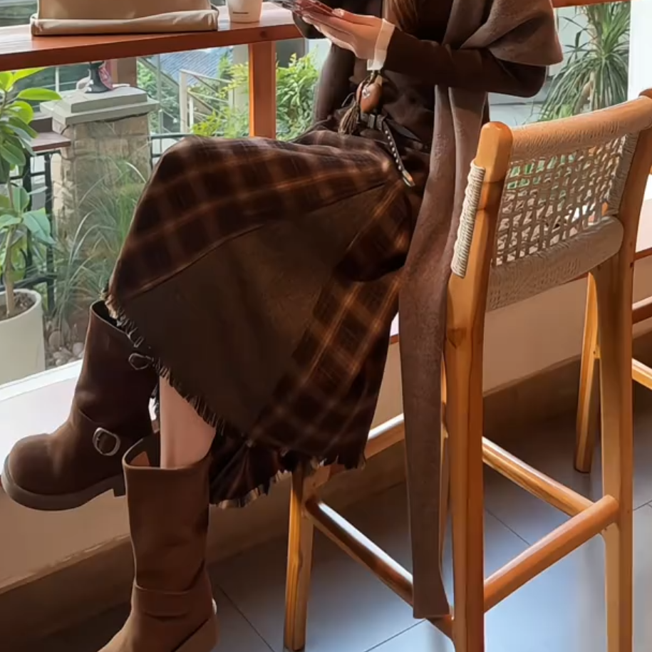 咖色格子设计感毛呢毛边半身裙女秋冬时尚气质显气质流行休闲中裙,女装/女士精品,大码半身裙,淘宝优惠券,粉丝福利购,淘宝优惠卷
