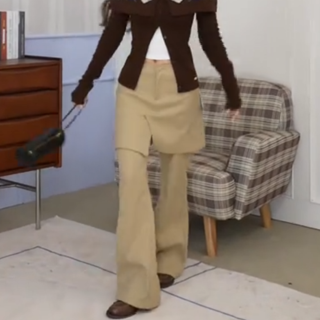 卡其色屁帘设计感美西装面料微喇裤女冬季高腰显瘦遮胯气质休闲裤