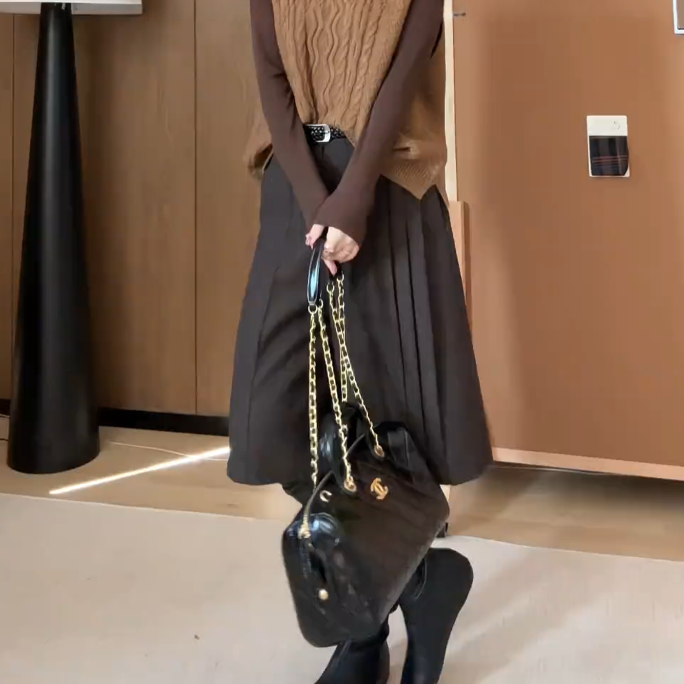 老钱风咖色弧形压褶毛呢五分靴裤