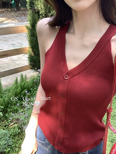 辣妹风V领针织吊带背心女夏新款纯欲单排扣修身显瘦内搭外穿上衣