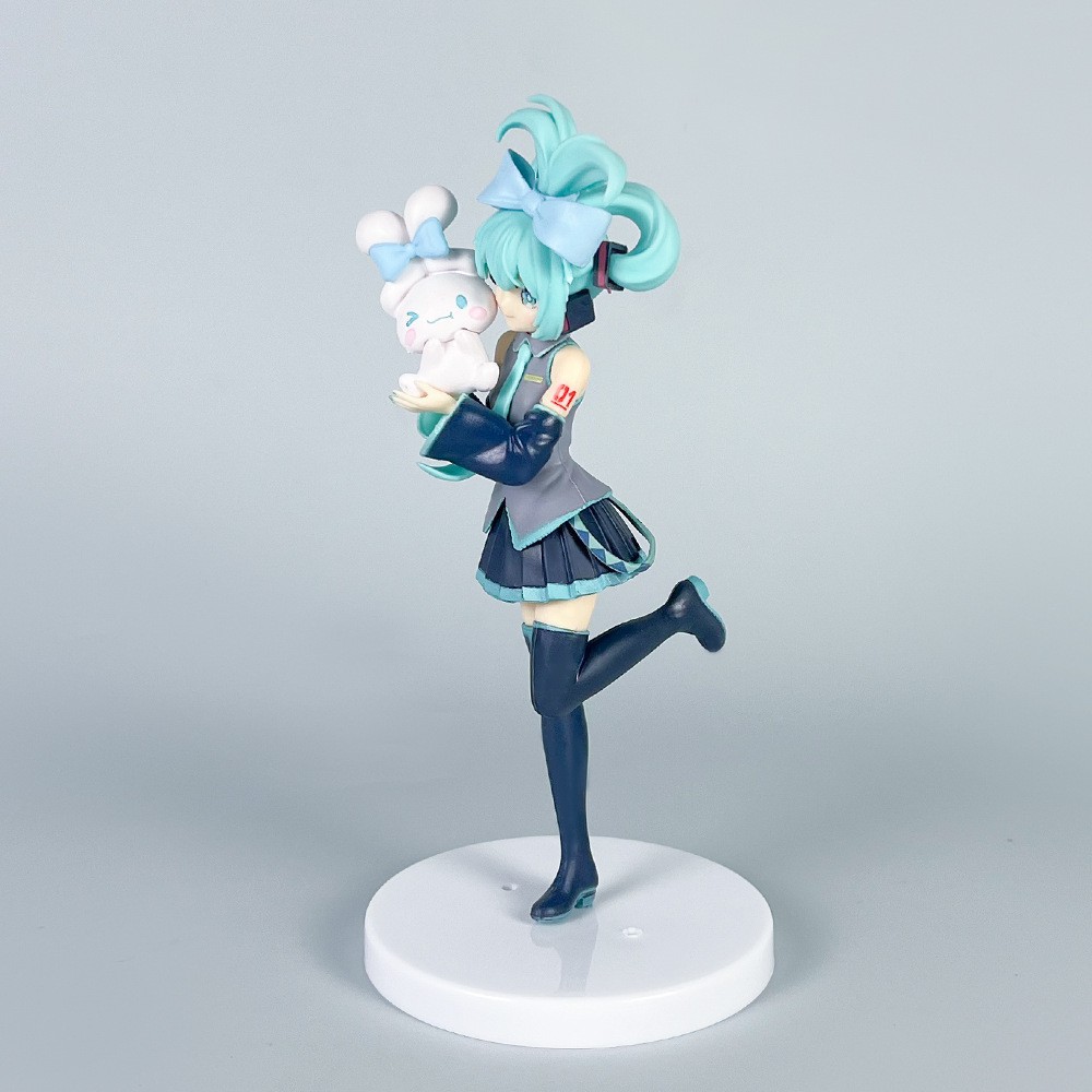 初音未来动漫美手办大耳玉桂狗初音miku模型公仔机箱摆件盒装