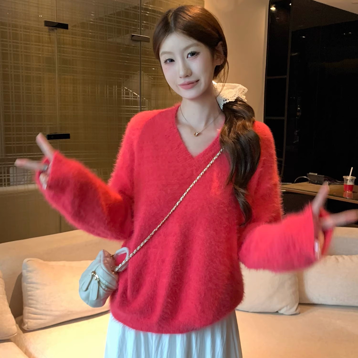 显白玫红色V领套头长袖毛衣外套