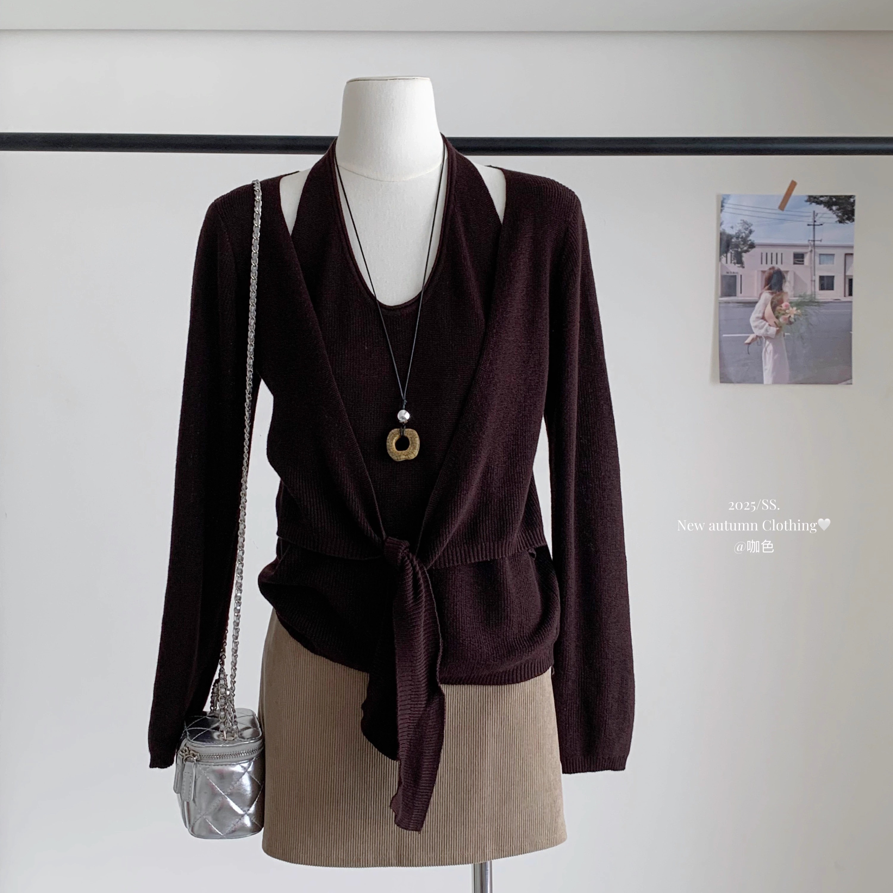 巨好看早秋穿搭挂脖假两件针织衫