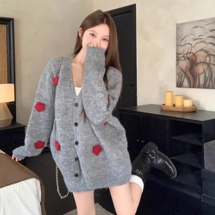 一整套裙 针织半身裙包臀短裙巨好看冬装 灰色花朵毛衣开衫 外套女