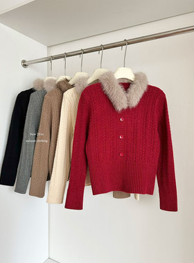 博主大爆款红色新年氛围感可拆卸毛毛领麻花毛衣女气质针织衫秋冬