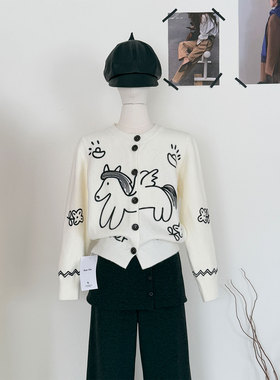 卡通小马提花毛衣外套女宽松春秋冬新款新年氛围红色针织开衫上衣