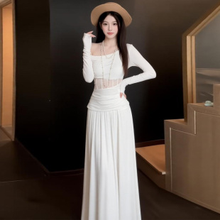 法式 早春设计感收腰显瘦包臀长裙 纯欲斜肩镂空连衣裙子女2026新款