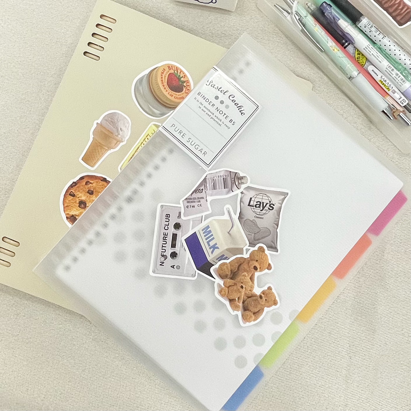 国誉一米新纯淡彩曲奇柔光活页本