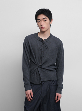 SoleMass 飘带针织羊毛衫 基础两色 错位纽扣褶皱 打底长袖上衣