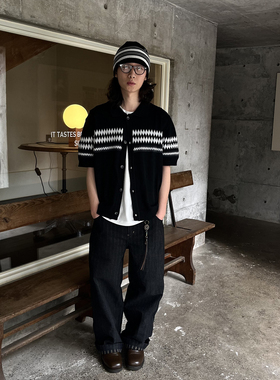 SoleMass Jacquard wool 费尔岛提花翻领宽松羊毛开衫纽扣短袖