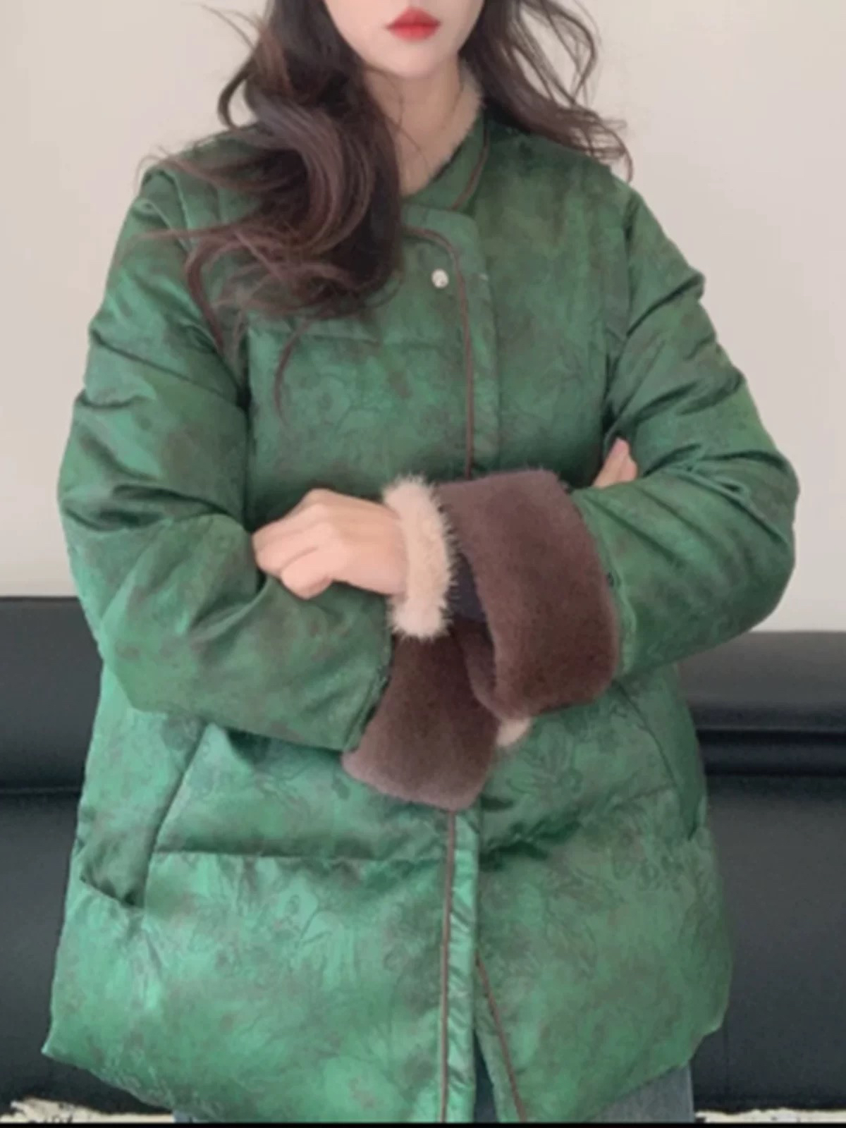 长袖夹棉外套R圆领毛袖加厚上衣