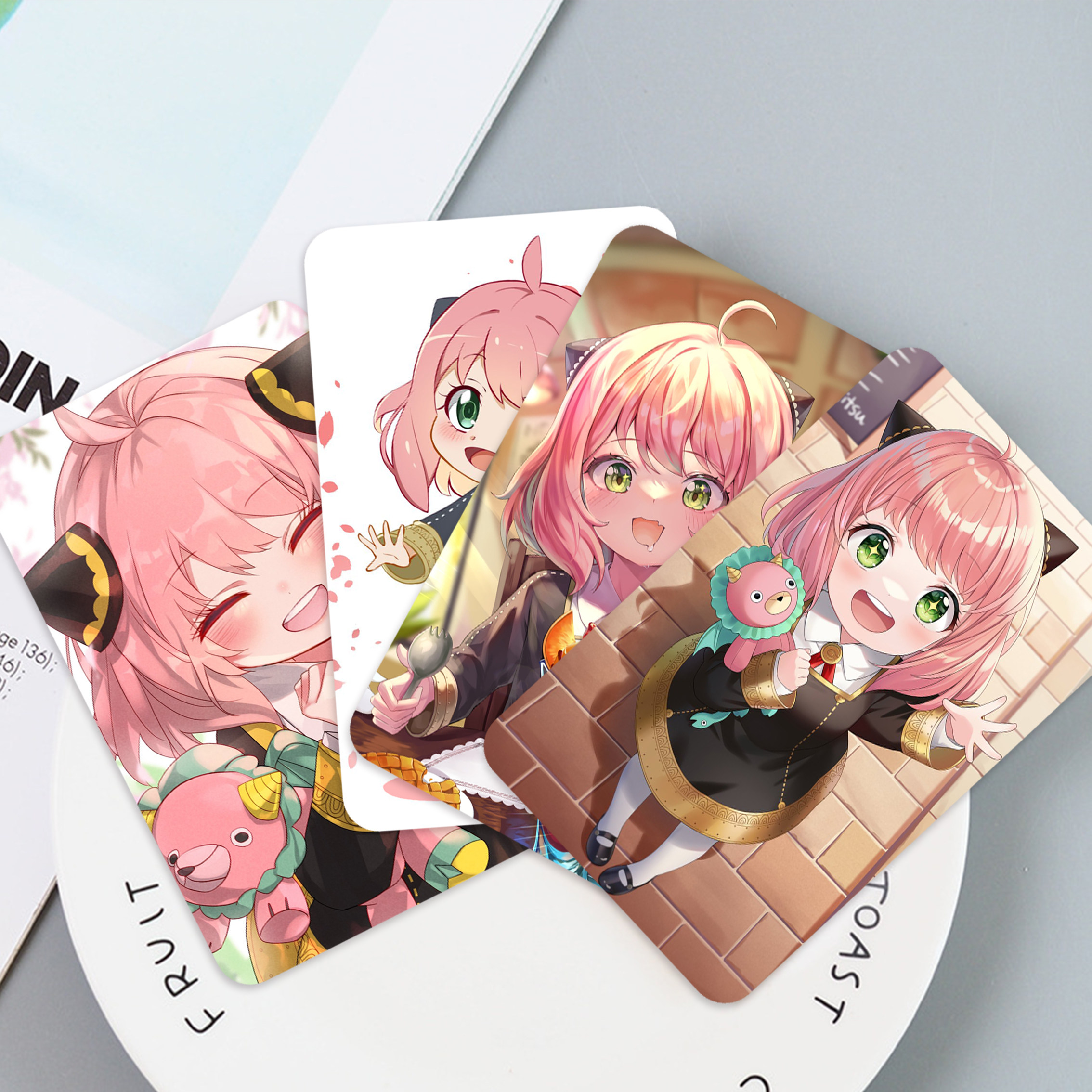 间谍过家家周边阿尼亚约尔劳埃德福杰学生交通公交卡校园饭卡贴纸