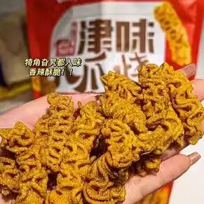 津味八爪烧狗牙儿八爪鱼烧炭烤牛肉八爪卷麻辣锅巴卷薯片零食小
