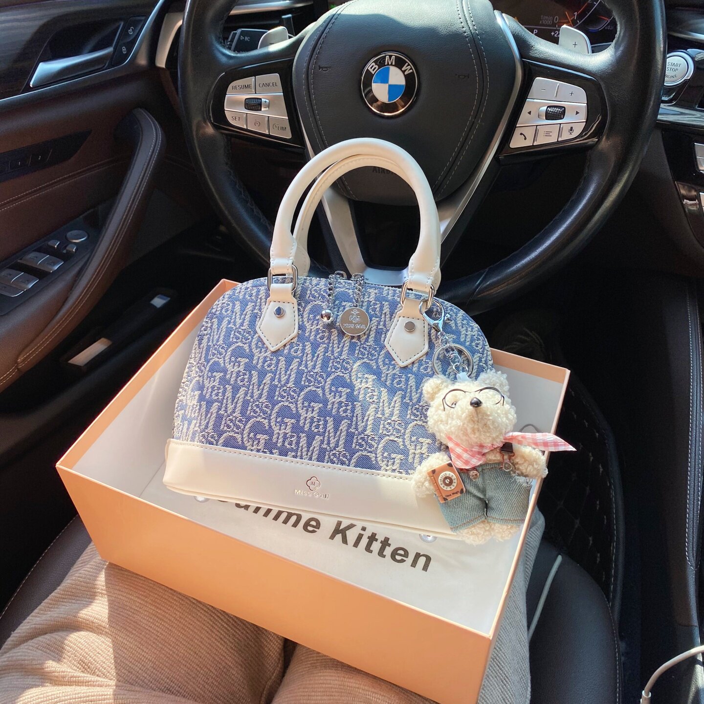 CallmeKitten小众轻奢刺绣牛仔贝壳包包2025新款撞色高级感斜挎包,箱包皮具/热销女包/男包,通用款女包,淘宝优惠券,粉丝福利购,淘宝优惠卷