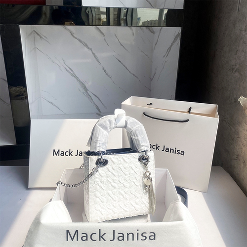 MACK JANISA真皮手提设计感褶皱女包2026新款百搭高级感斜挎女包