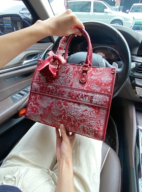 CallmeKitten高级感繁花红色结婚新娘包2025新款大容量通勤托特包