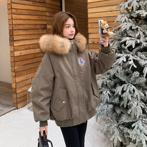 军绿色毛领连帽派克羽绒服女冬超火好看高级小众加绒加厚工装外套图片