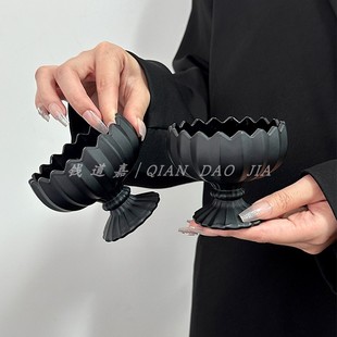 高级感曜黑甜品沙拉冰激凌碗家用冰淇淋玻璃杯高脚杯酸奶雪糕杯子