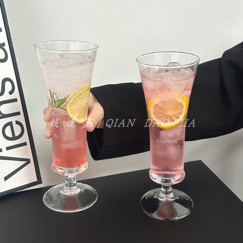 钱道嘉矮脚翻口果汁杯玻璃杯子