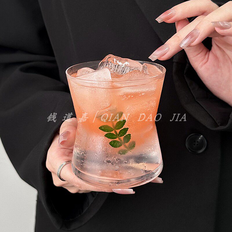 创意简约小众设计收腰果汁杯漏斗杯冷萃杯饮品杯苏打气泡玻璃水杯