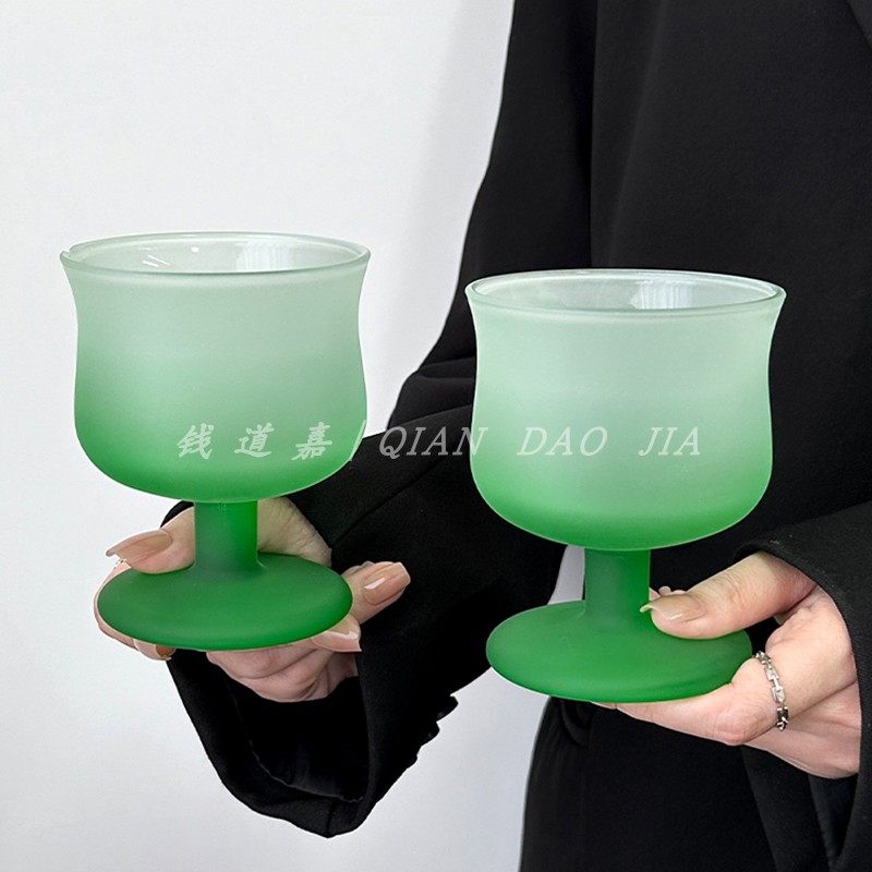 小众设计磨砂渐变绿反口玻璃杯高脚杯红酒杯家用水杯威士忌洋酒杯