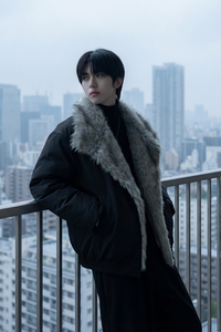 现货 冬季大毛领加厚夹棉黑锻拼接棉服外套 M1654-P168图片