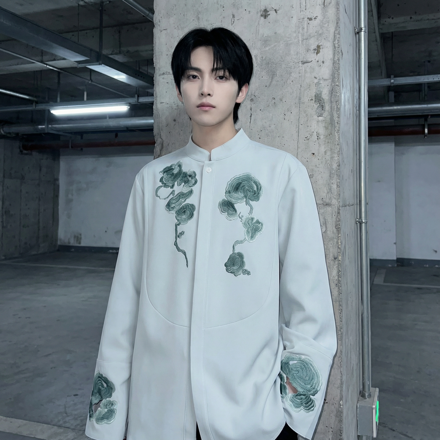 现货春款风灵芝刺绣宽松休闲立领长袖青灰色衬衣SA783-P88，男装衬衫，星座1017