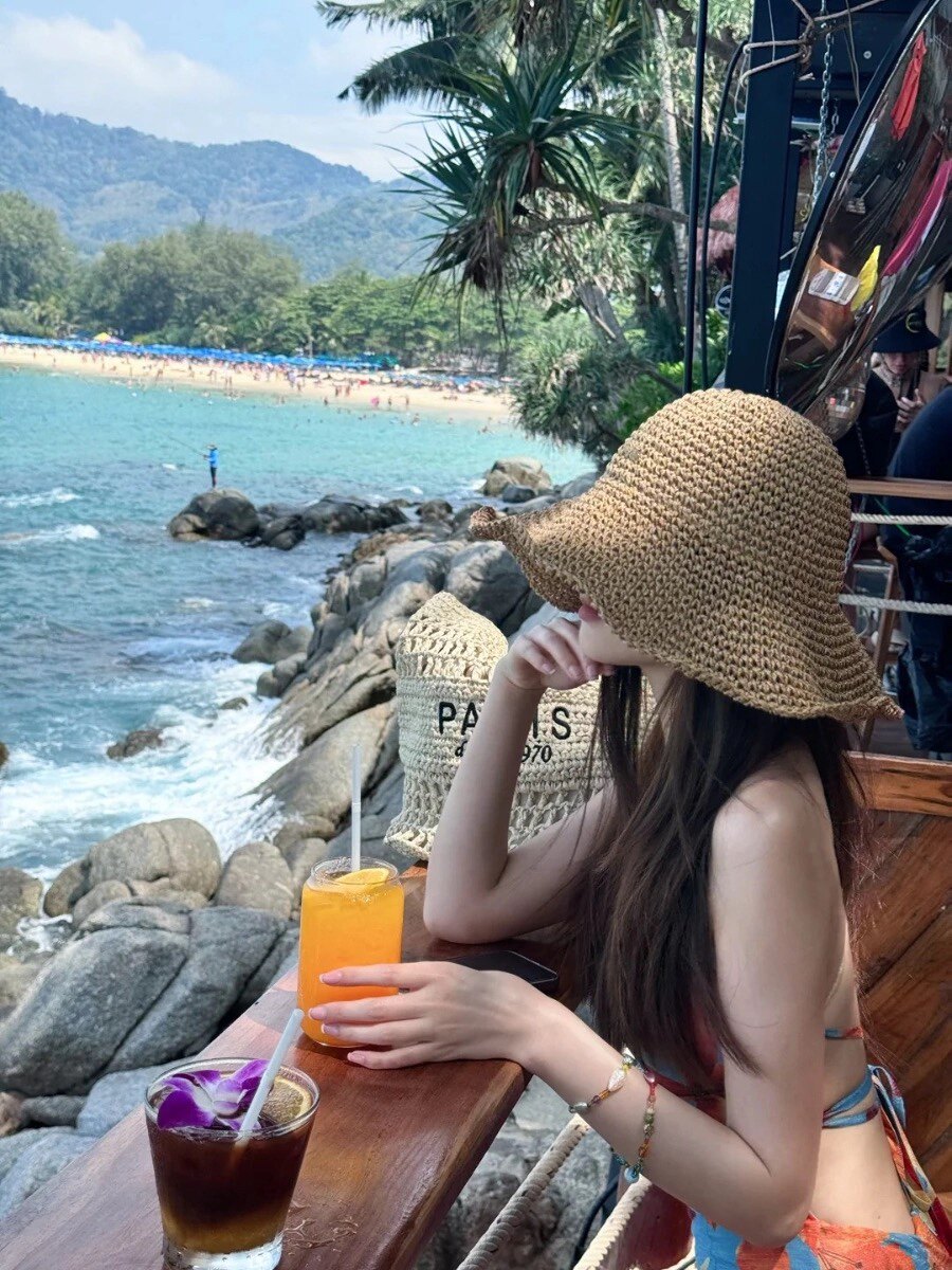 泰兰德度假风草帽女夏季海边防晒遮阳帽时尚可折叠草编渔夫帽沙滩