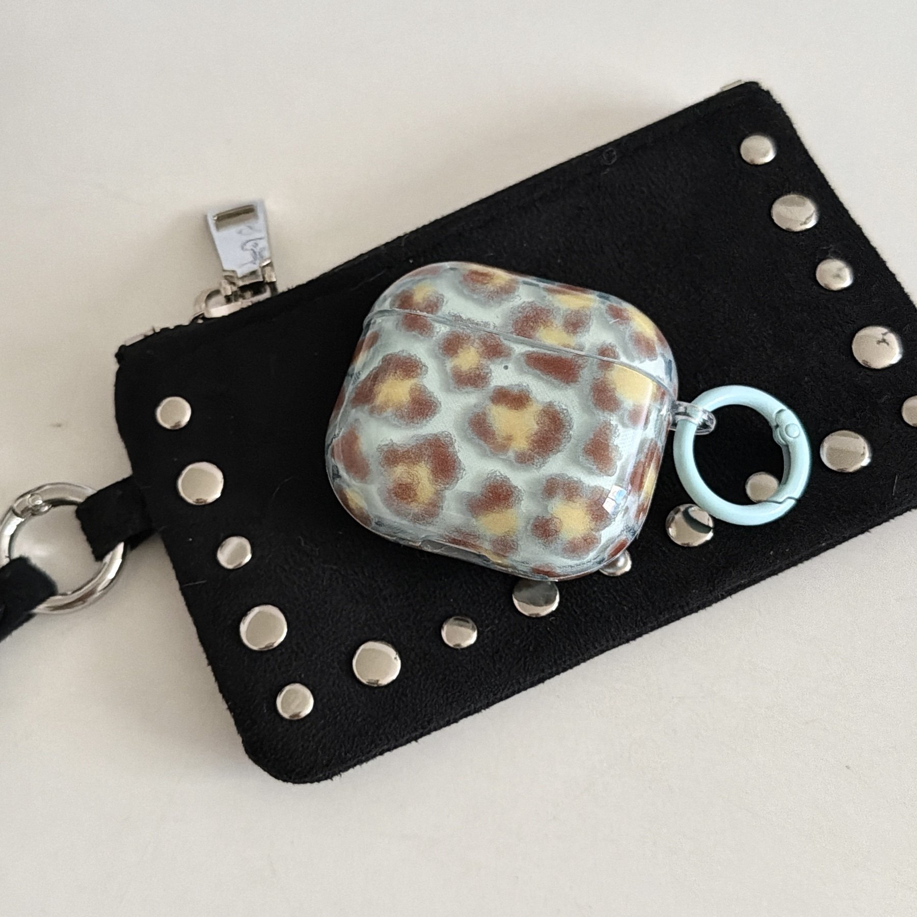 适用于AirPods 1/2/3/4代 Pro/Pro2/Pro3保护套苹果蓝牙耳机壳防摔防刮壳可爱粉色个性款 透蓝棕色豹纹耳机壳