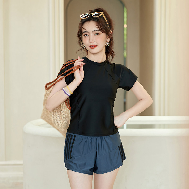 运动大码泳衣女分体平角胖mm200斤遮肚显瘦保守温泉胖妹妹游泳衣