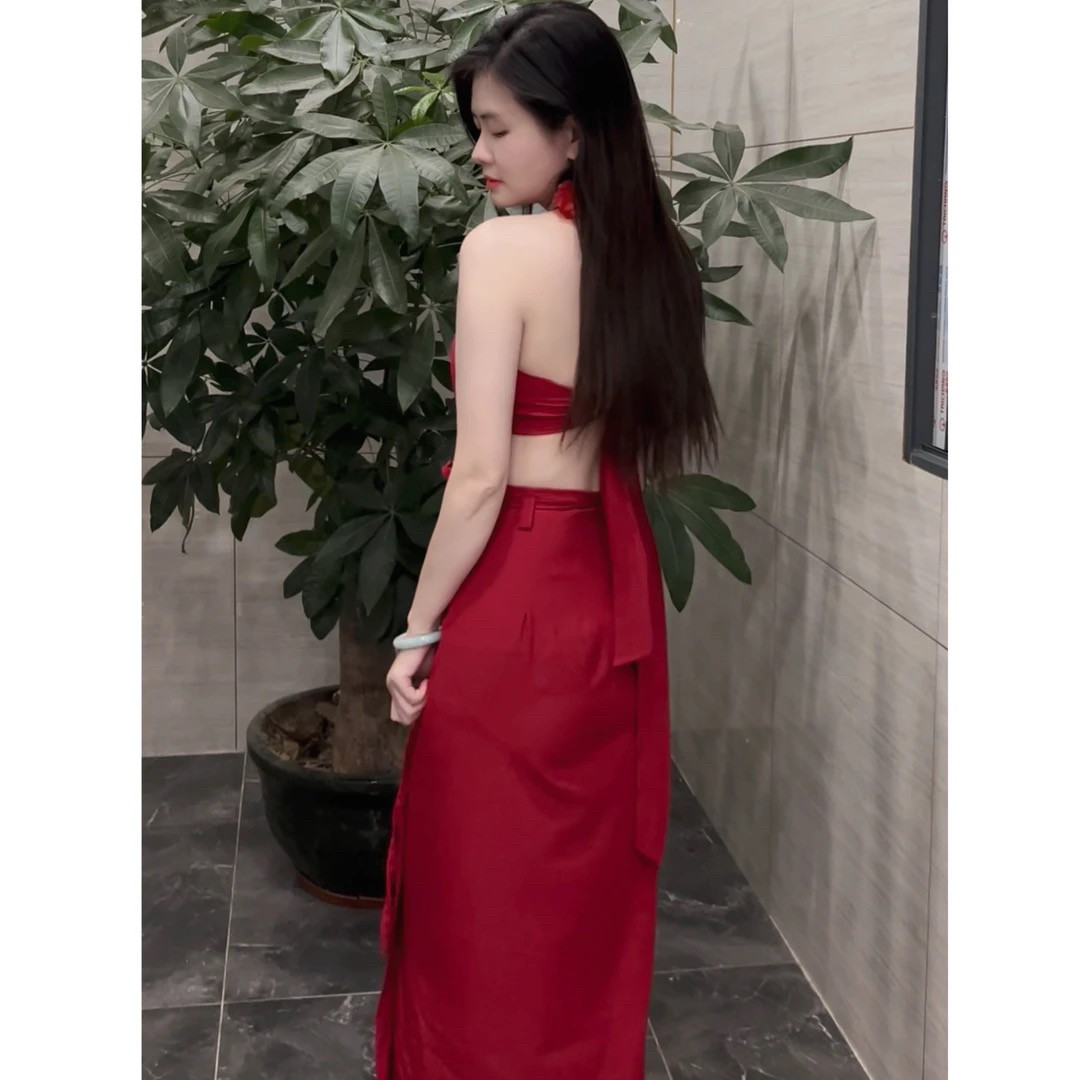 灰小猫 春夏复古纯色带可拆卸胸垫肚兜挂脖上衣+一片半身裙套装,女装/女士精品,时尚套装,淘宝优惠券,粉丝福利购,淘宝优惠卷