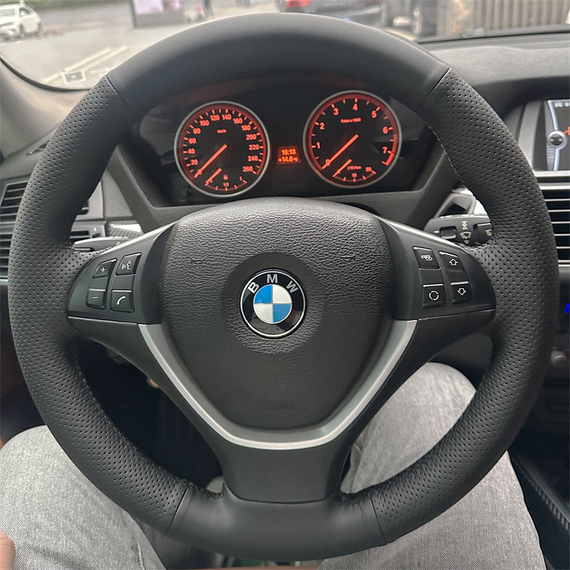宝马X5专车专用方向盘套
