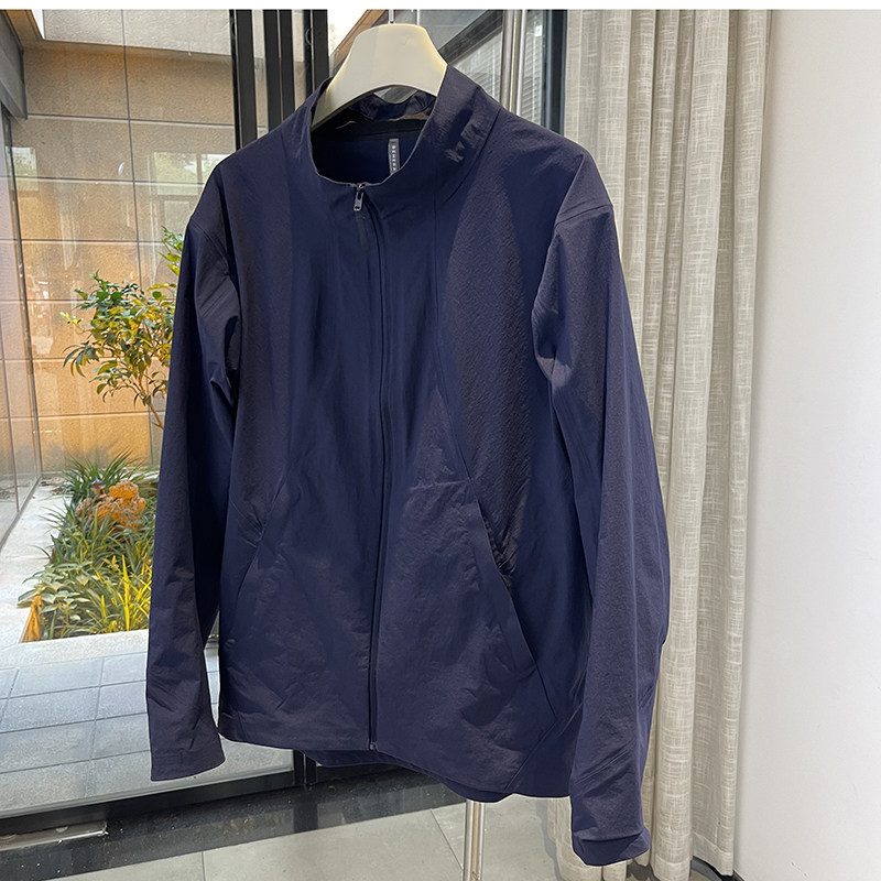 商袅平替！无痕压胶防风防泼水户外软壳立体剪裁男士立领夹克外套
