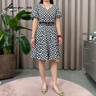 珂曼女装夏季新款高腰v领黑白棋盘格子短袖中款裙子连衣裙女