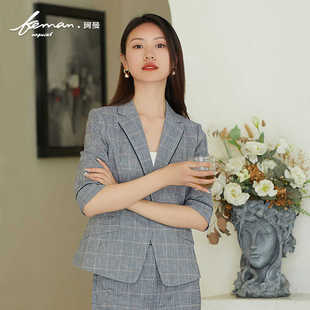 珂曼女装春夏新品商务休闲显瘦格子小西装五分袖西服外套职业套装