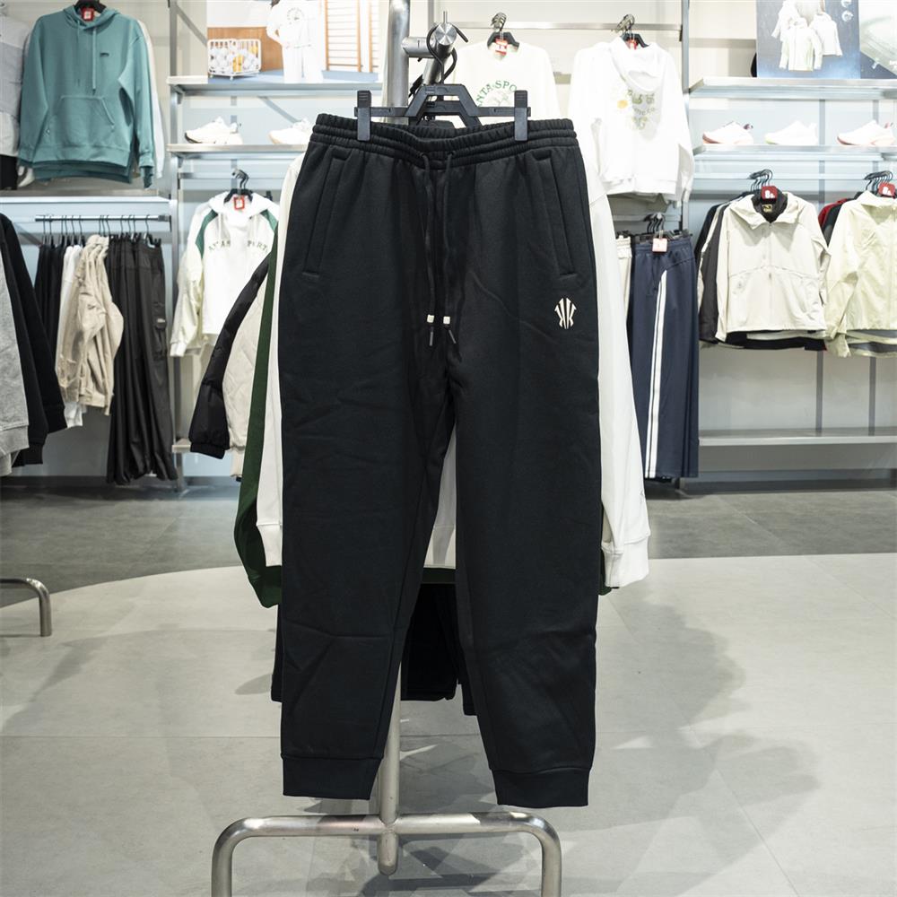 安踏凯里·欧文系