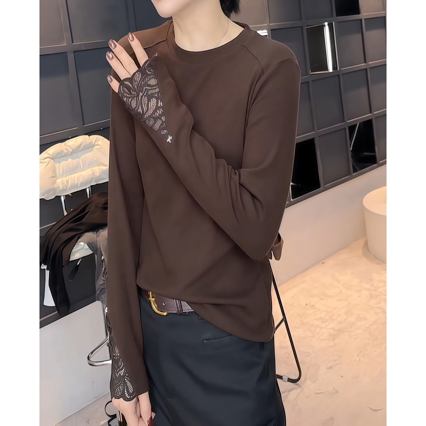 蕾丝拼接长袖t恤女2025秋季新款爆款大码胖mm宽松洋气女士打底衫