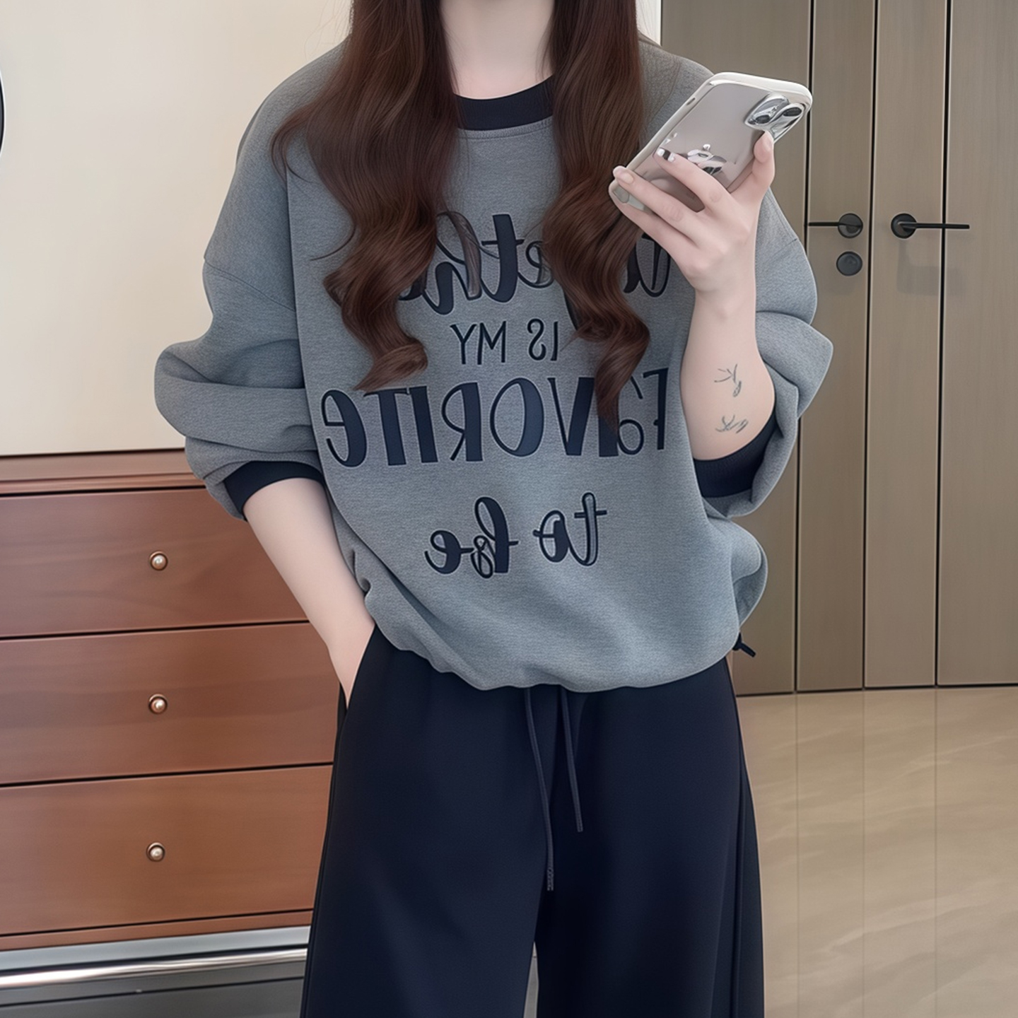 圆领印花灰色卫衣女2025秋季新款爆款时尚洋气大码胖mm女士上衣潮