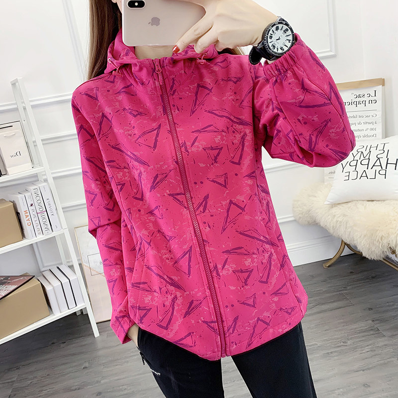 软壳登山服女迷彩抓绒衣冲锋衣潮牌加绒保暖户外运动防风防水外套