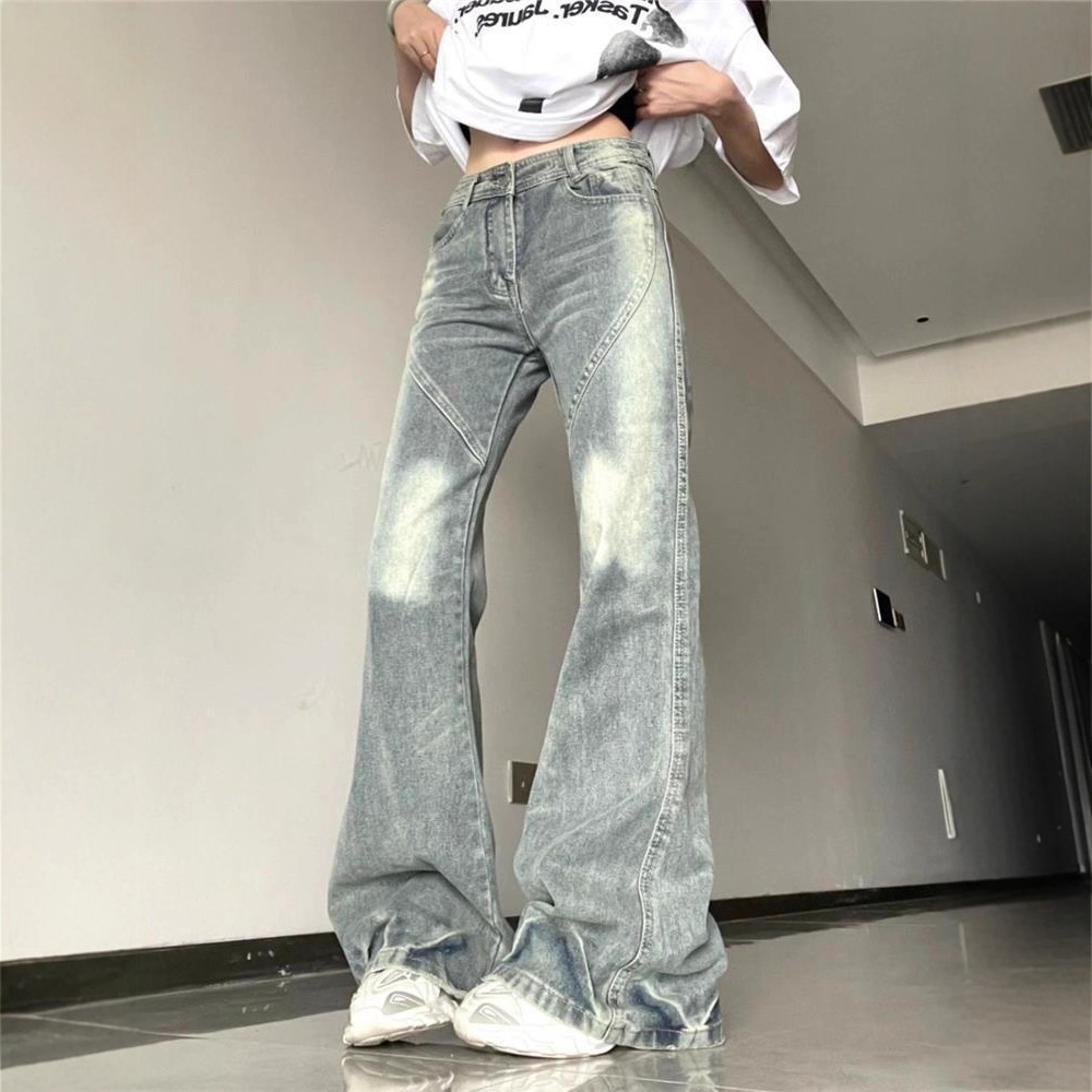 秋季2025新款设计感小众不贴腿美式复古浅色微喇牛仔裤女