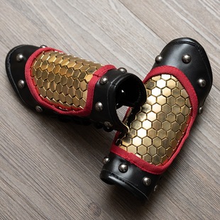 龙鳞甲武侠护臂汉服锦衣卫飞鱼服射箭铠甲古装 金色马面裙护腕配饰