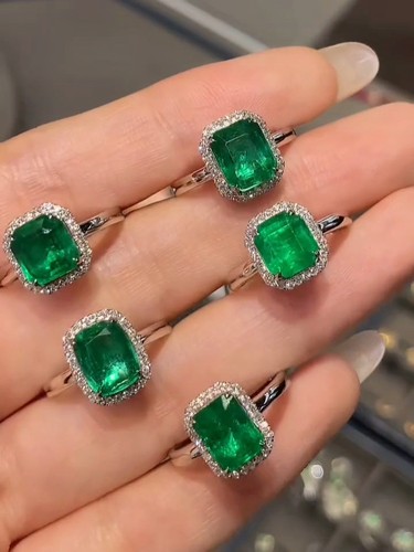 天然祖母绿戒指 2克拉 18k金钻石镶嵌 多款可选 艳绿色 国际证书