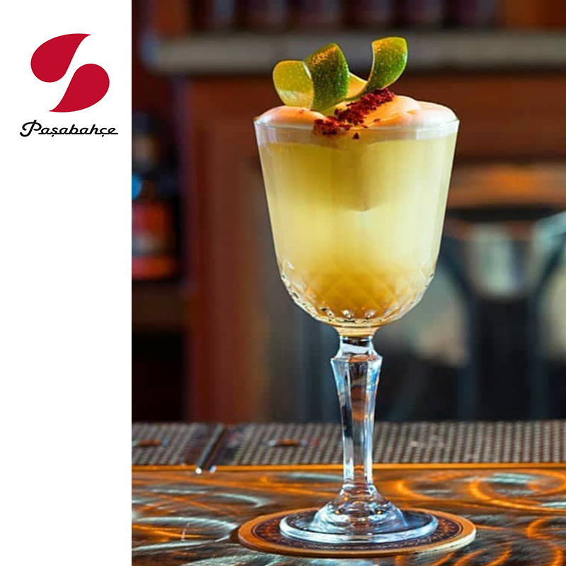 pasabahce刻花复古餐厅鸡尾酒杯