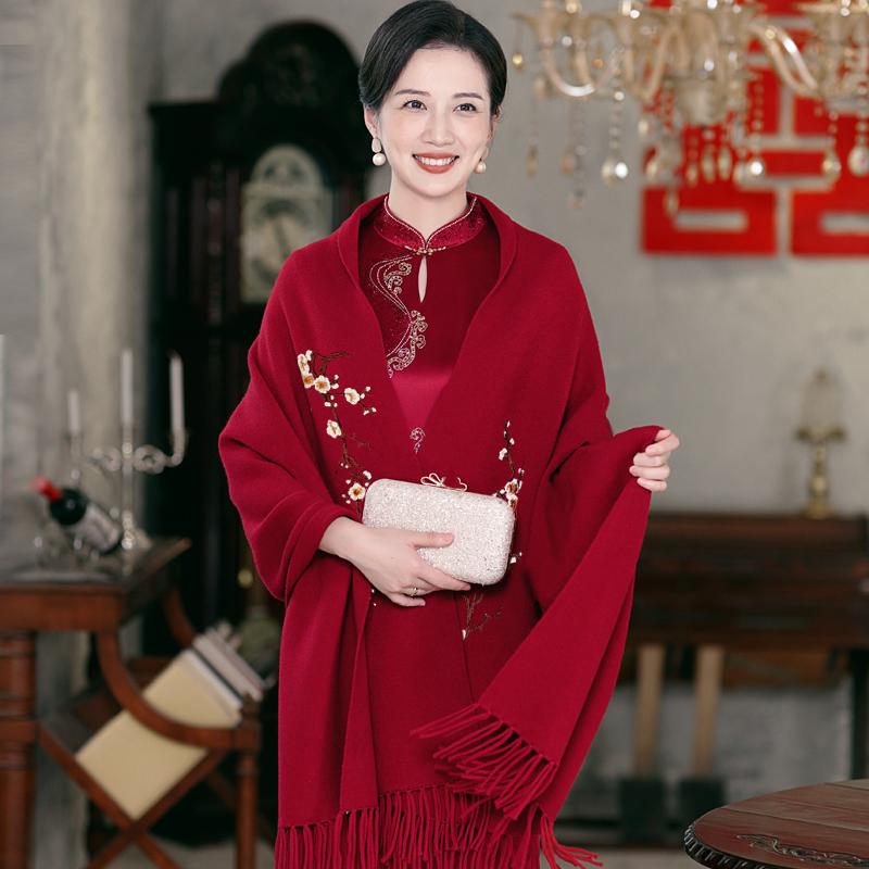 秋冬配旗袍披肩羊绒带袖流苏斗篷