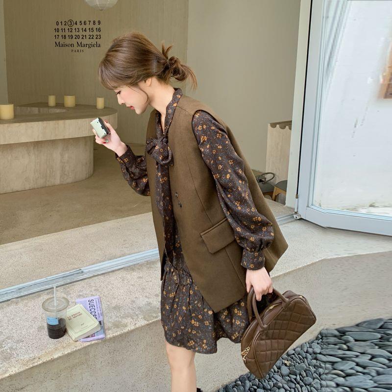 美拉德穿搭西装碎花连衣裙套装女2025早秋新款超火小个子两件套裙
