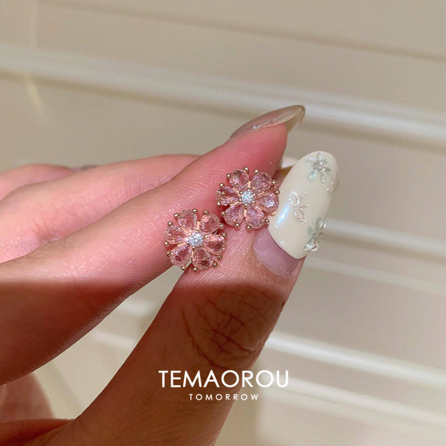 粉色小樱花耳钉女精致小巧高级感免摘养耳洞耳环小众设计百搭耳饰,饰品/流行首饰/时尚饰品新,耳钉,淘宝优惠券,粉丝福利购,淘宝优惠卷