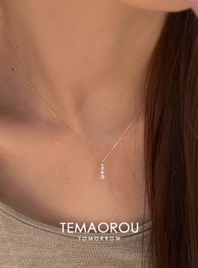清冷感金色一字排钻吊坠项链