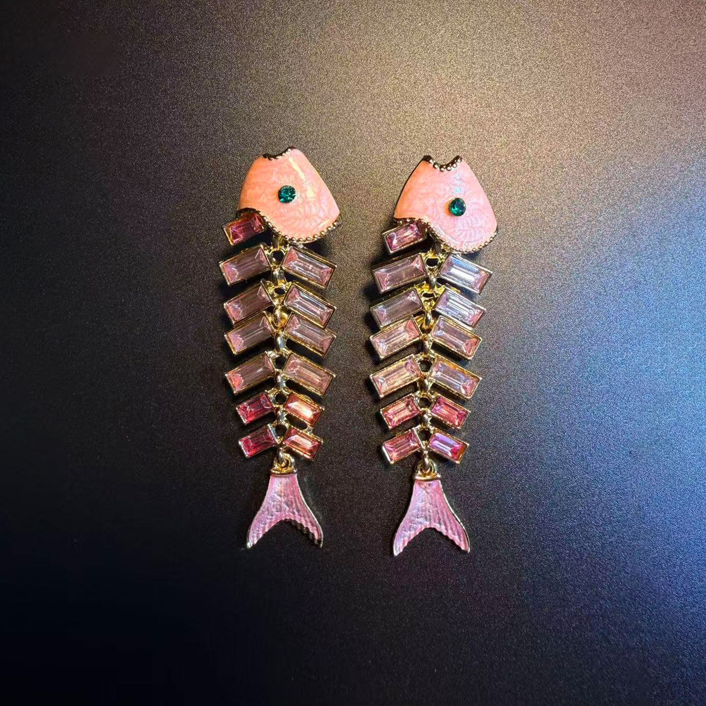 中古闪粉拼接鱼骨长款耳钉女轻奢小众高级感耳环设计精致秋冬耳饰,饰品/流行首饰/时尚饰品新,耳环,淘宝优惠券,粉丝福利购,淘宝优惠卷