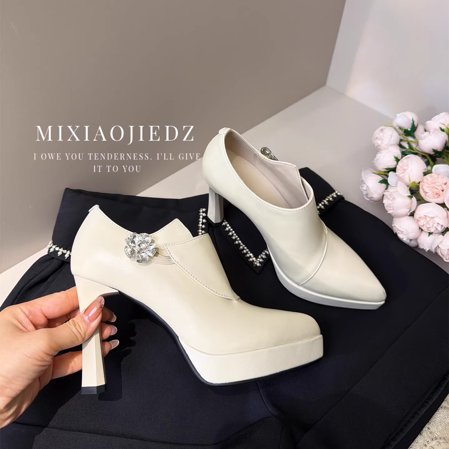 2025爆款女配裙子高跟鞋