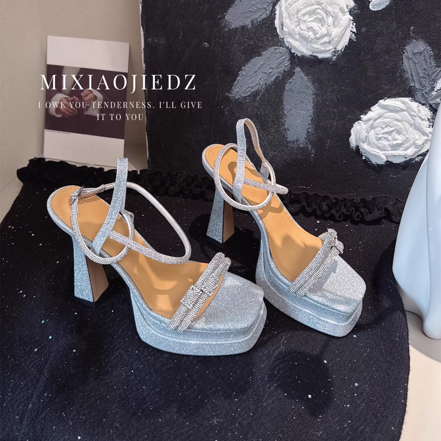 米小姐2025新款防水台超闪凉鞋